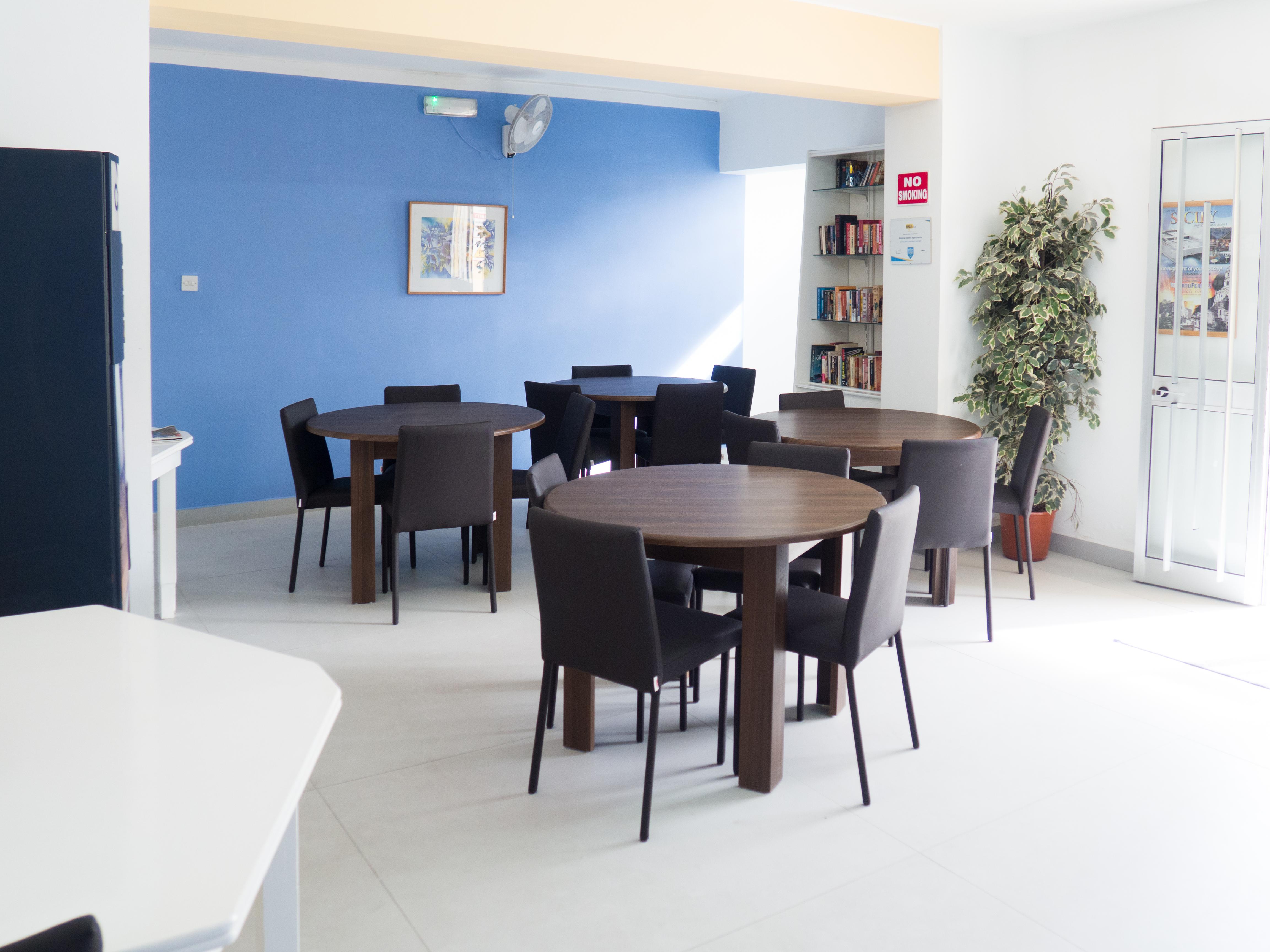 Mavina Hotel & Apartments Buġibba Kültér fotó