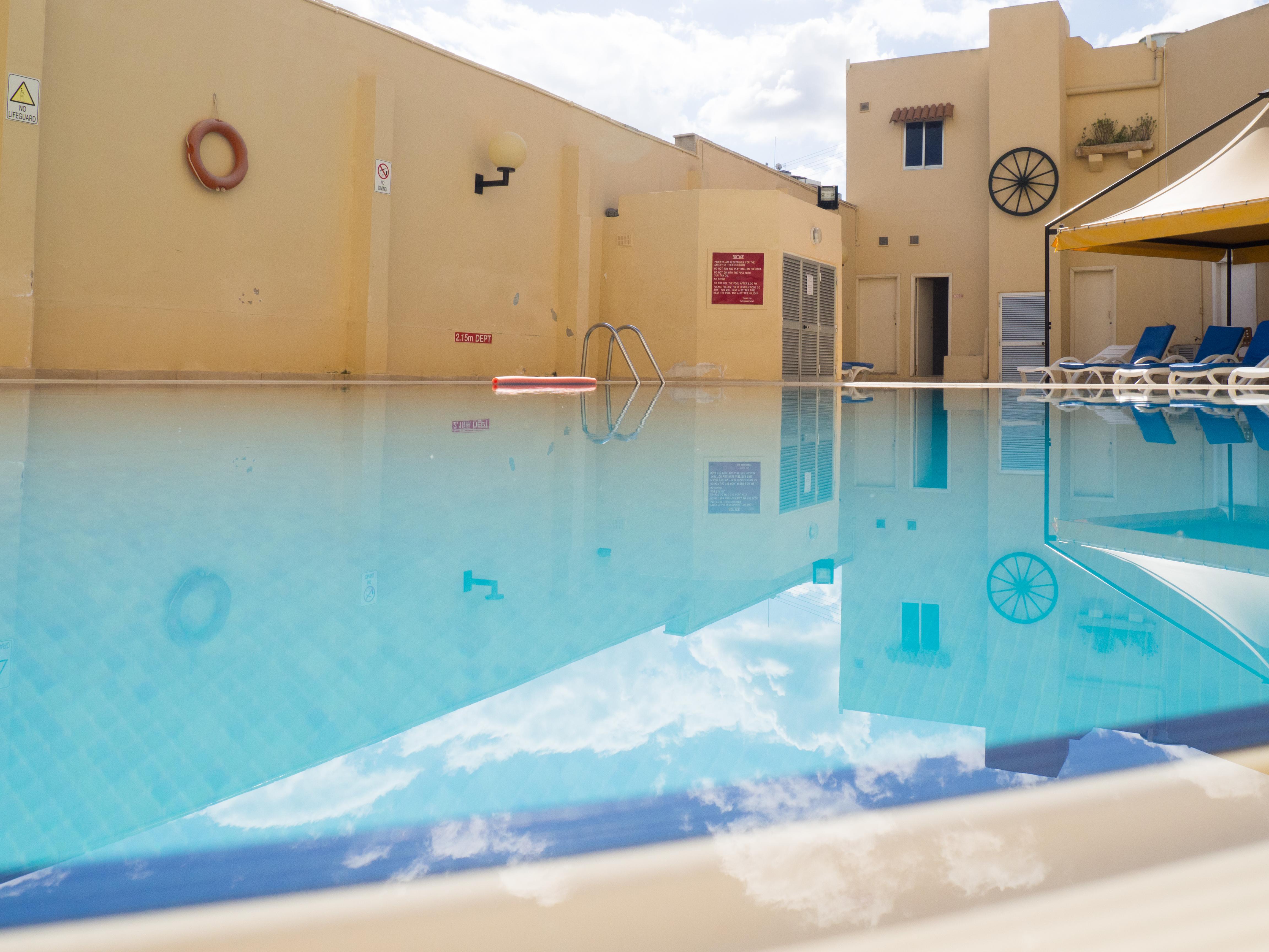 Mavina Hotel & Apartments Buġibba Kültér fotó