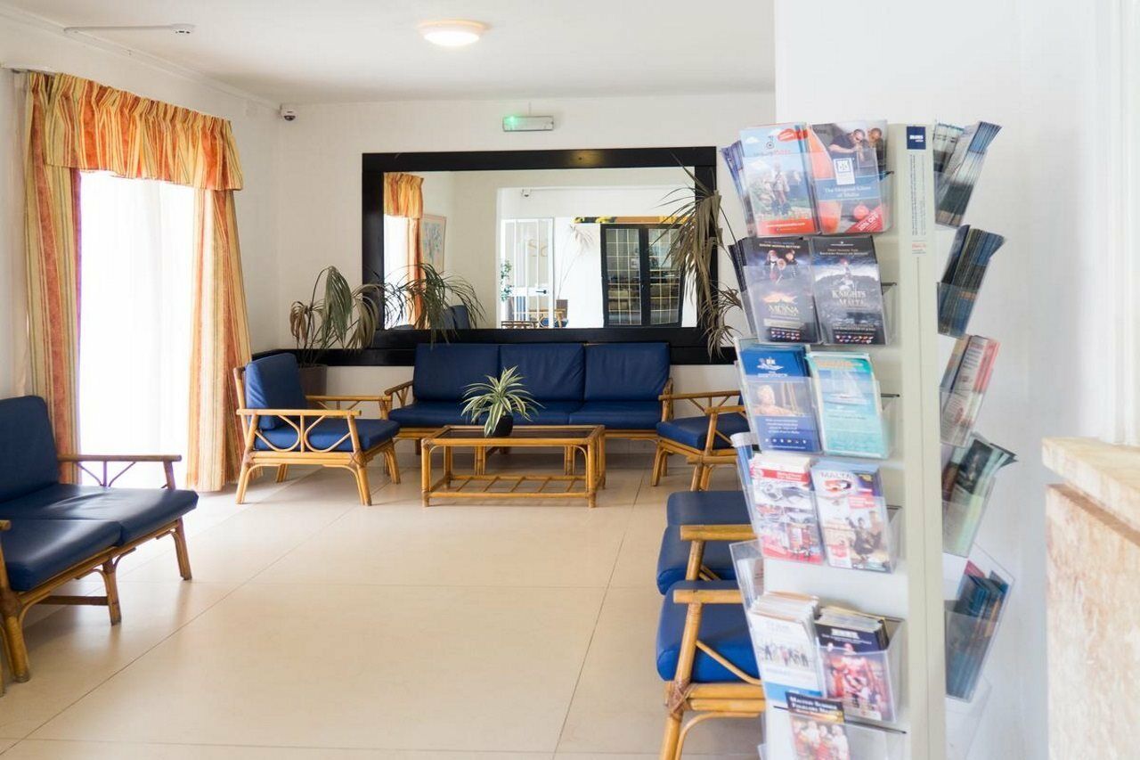 Mavina Hotel & Apartments Buġibba Kültér fotó